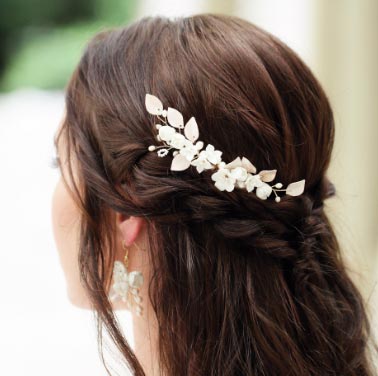 Smooches Bridal Accessories gallery image