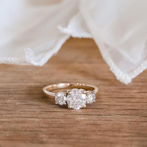 Elri Diamonds & Jewellery gallery image