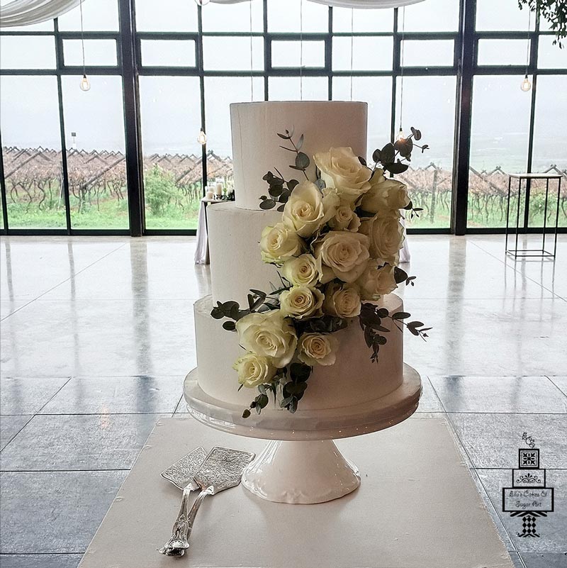 Ellas Cakes and Sugar Art gallery image