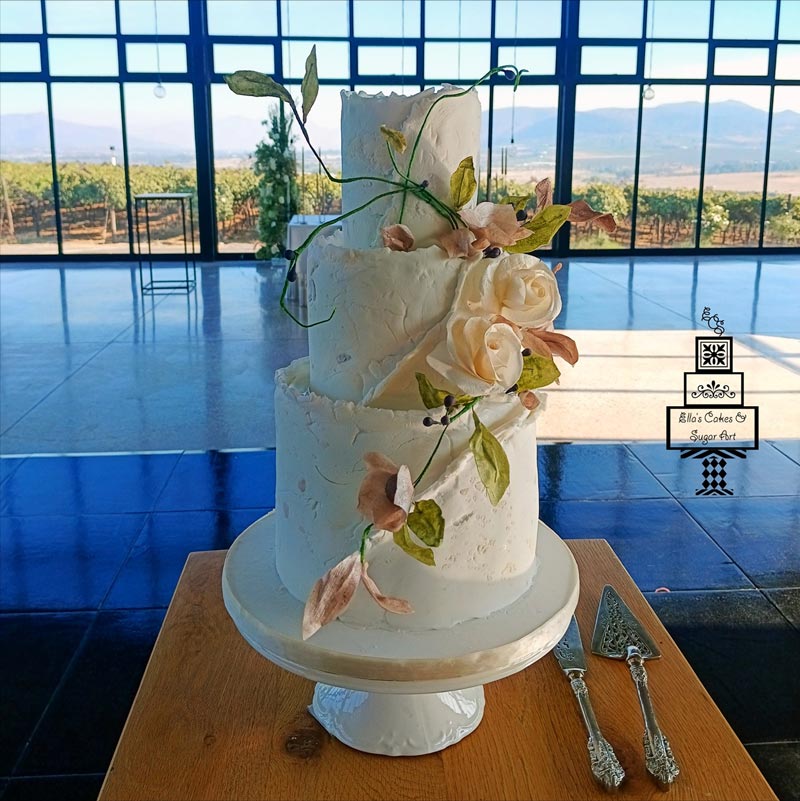 Ellas Cakes and Sugar Art gallery image