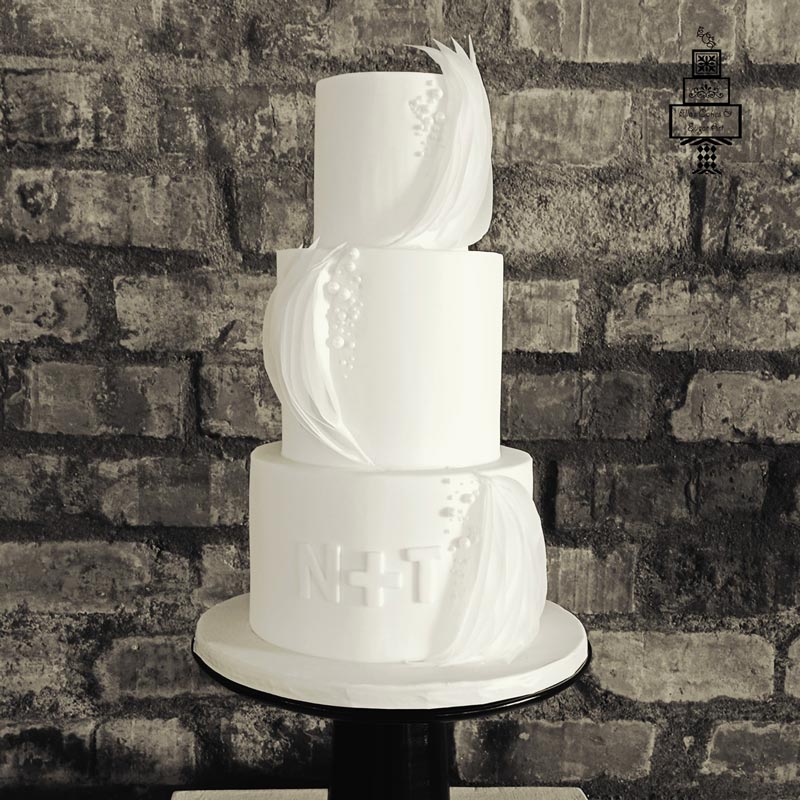 Ellas Cakes and Sugar Art gallery image