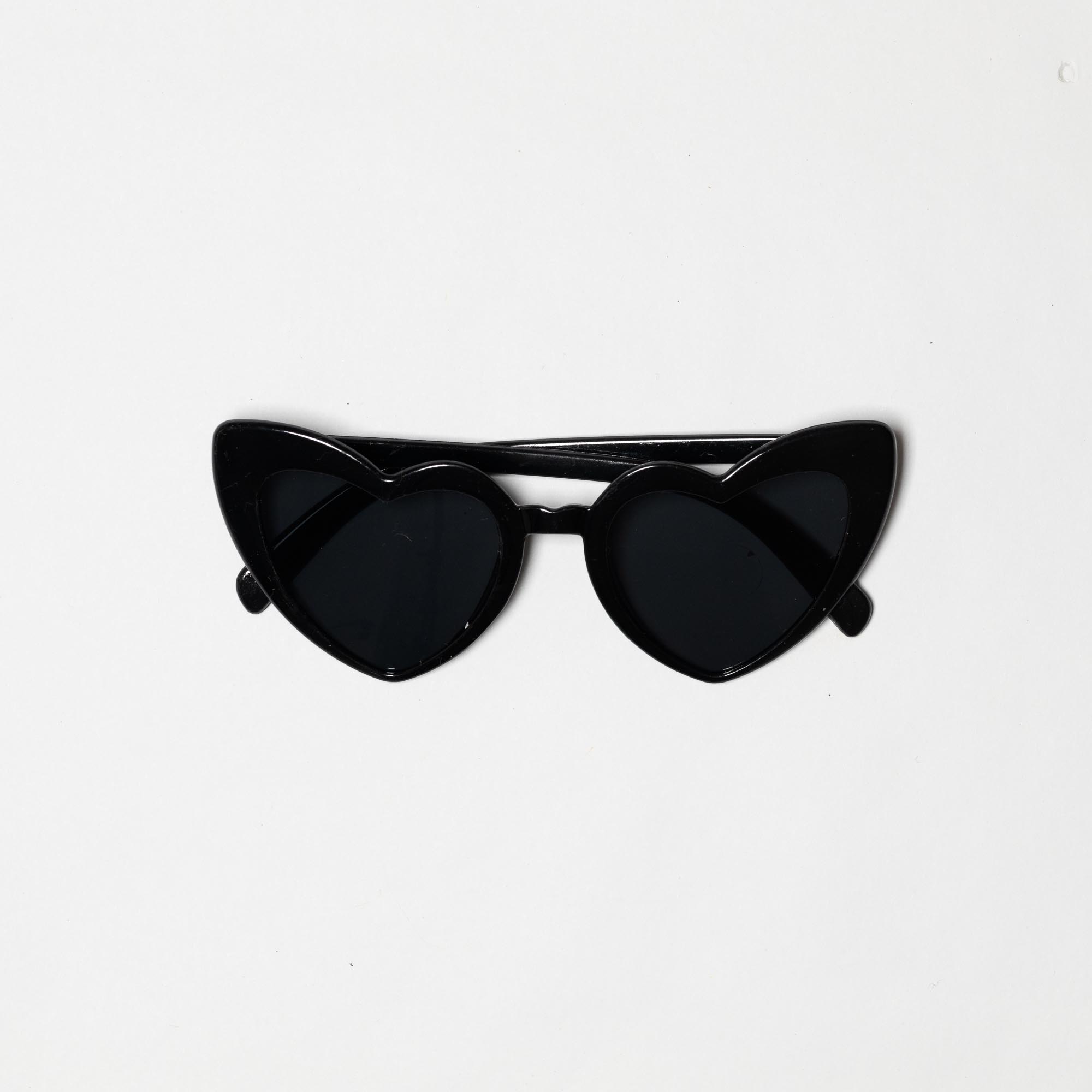 Black Heart Glasses